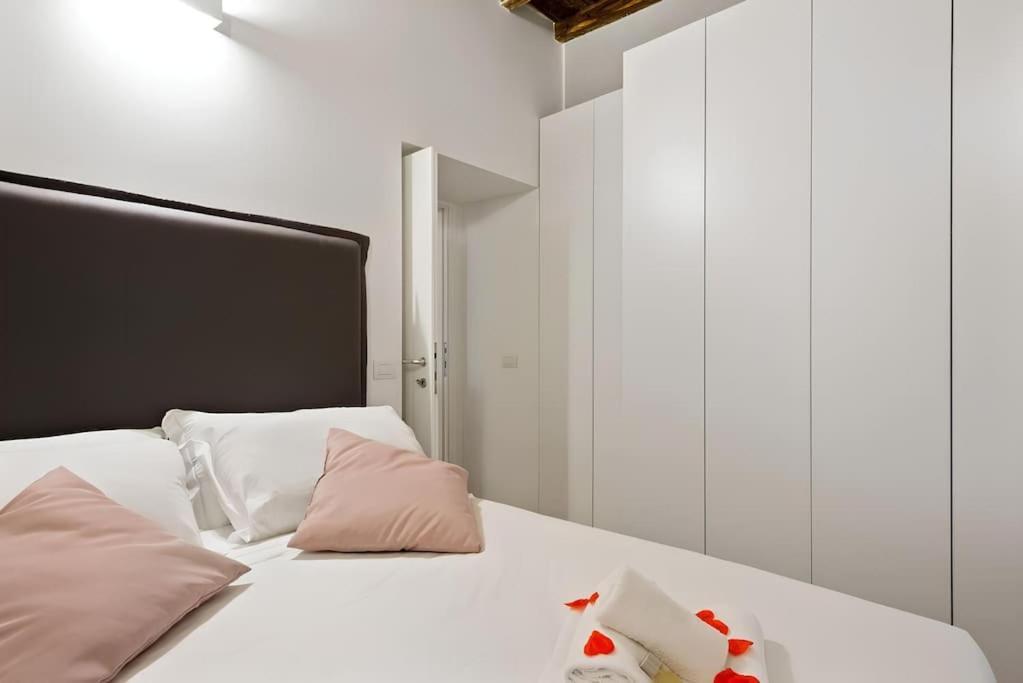 Hostme Piazza Navona Apartament Рим Экстерьер фото